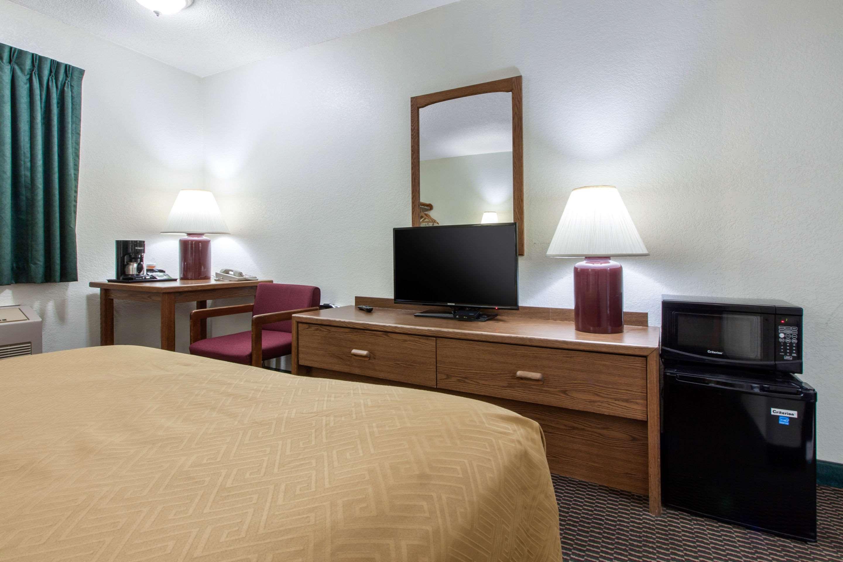 Econo Lodge Oacoma Extérieur photo