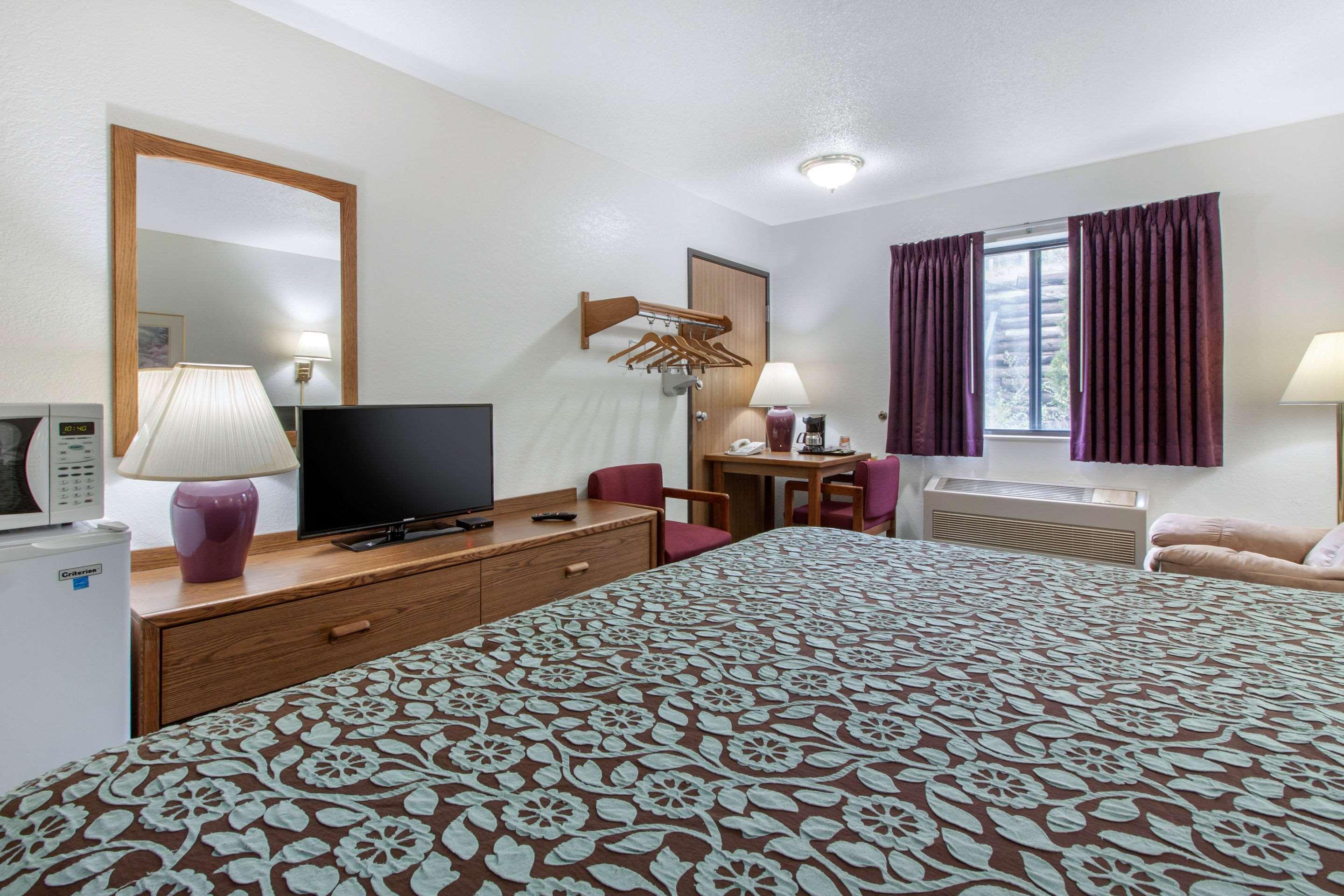 Econo Lodge Oacoma Extérieur photo