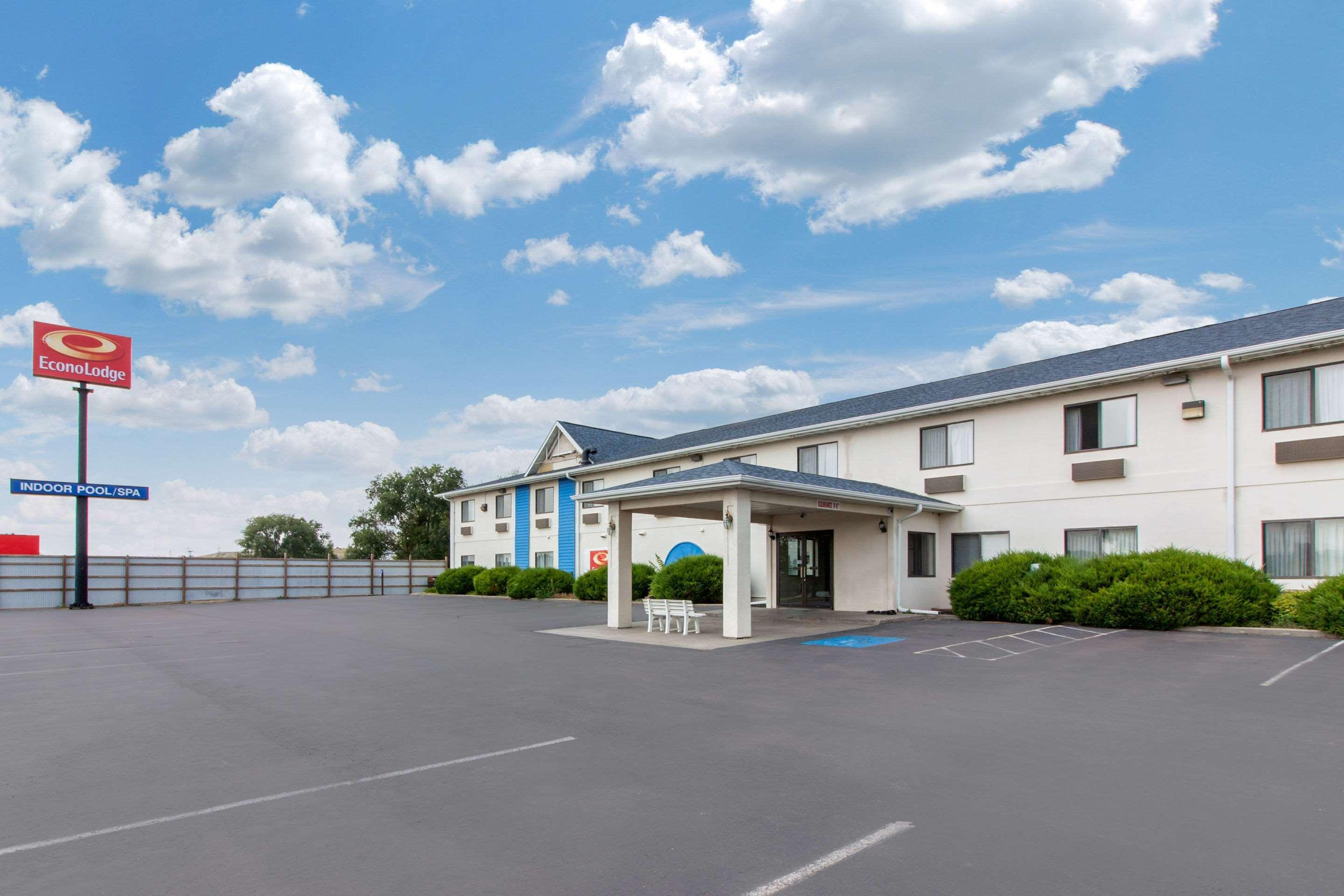 Econo Lodge Oacoma Extérieur photo
